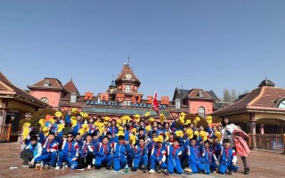 五彩斑谰的童年（回忆初恋般的颜色）
