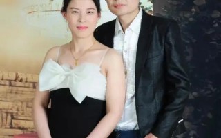 坚强而不屈，迎接生活的挑战（坚强而不屈，迎接生活的挑战）