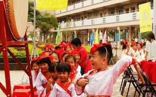 家是生命中最重要的财富（家庭故事——我们爱我们的家）