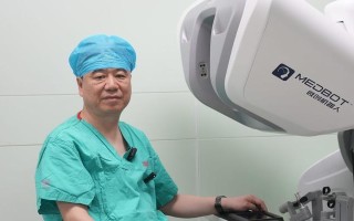 解救生命的奇迹（一名医生的使命与坚持）