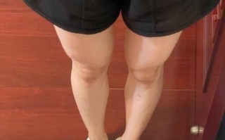 美丽的张老师（一位优雅、温暖而又严格的老师）