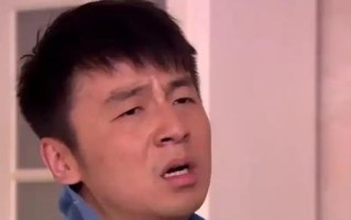用拳头证明自己（年轻拳击手的奋斗史）