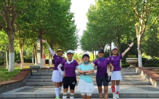 阳光洒满校园（从初中到高中，我与伙伴们共度的美好时光）