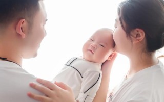 成长的脚步静悄悄（一个女孩子成长的故事）