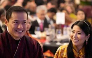 一个可爱的小调皮鬼（快乐和烦恼交织在一起）