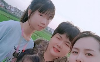 追寻幸福的旅程（一位富有爱心的老人帮助一对流浪孩子找到家）