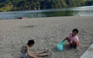 暑假里的欢乐事（一位小姑娘的成长）