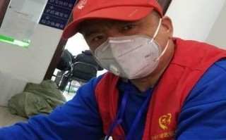 逆风而行的志愿者（他们用行动诠释着社会温暖）
