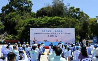 一个少女在荒海中的成长之路（一个少女在荒海中的成长之路）