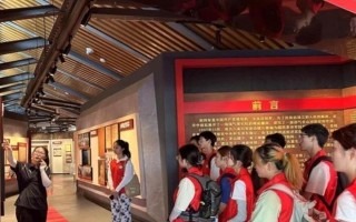 她们的成长故事(她们的成长故事) 她们的成长故事(她们的成长故事)