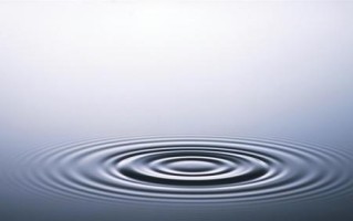 水滴之恋——小溪与雨滴的爱情故事