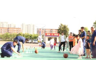 儿童节的惊喜（一个小女孩的独立之旅）