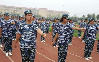 感谢军训生活，让我成为更好的自己（艰辛锻炼，难忘回忆）