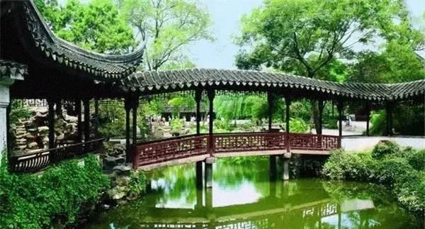 TheLastSunlightonthePages（AStoryofaMomentofBliss）-第3张图片-学作网