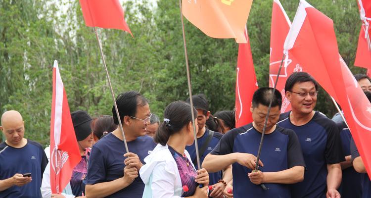 感恩对手，奋勇前进——一个小学生的足球比赛（用心投入，赢得真正的胜利）-第1张图片-学作网