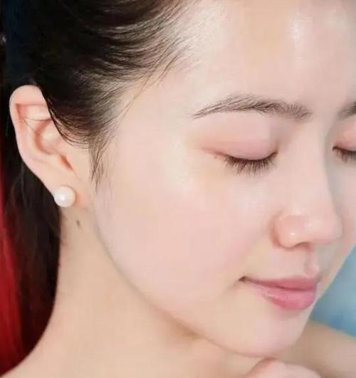 美丽背后的故事（一个充满美丽的女孩如何拥有光芒四射的美貌）-第3张图片-学作网
