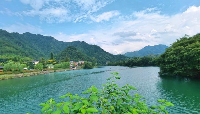 山水造就了世间美丽的生命（一段关于少女和山水的故事）-第2张图片-学作网