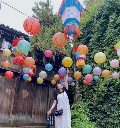 悄然踮起脚尖——一个女孩的故事（善良、坚强的心，让世界为之敬仰）-第2张图片-学作网