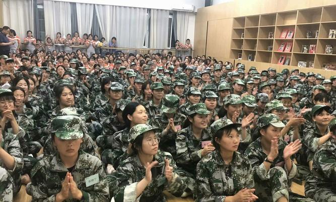 感谢军训，成就自我（一位少年的成长之路）-第2张图片-学作网