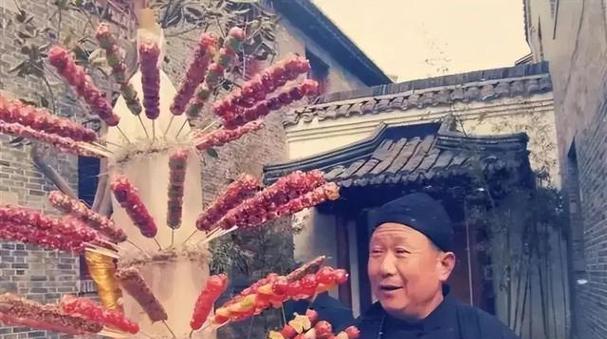 小明的偷糖葫芦记（一个小孩为了吃糖葫芦不择手段）-第3张图片-学作网
