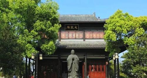 大观之美——我敬仰的爷爷（一位智慧老人的故事）-第1张图片-学作网