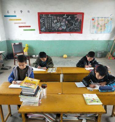 感恩之心，成绩回报（一个女孩的成长故事）-第3张图片-学作网