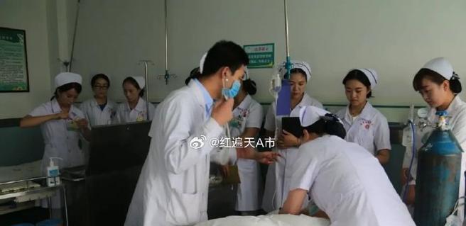 以救死扶伤的天使（善良与希望的代言人）-第1张图片-学作网