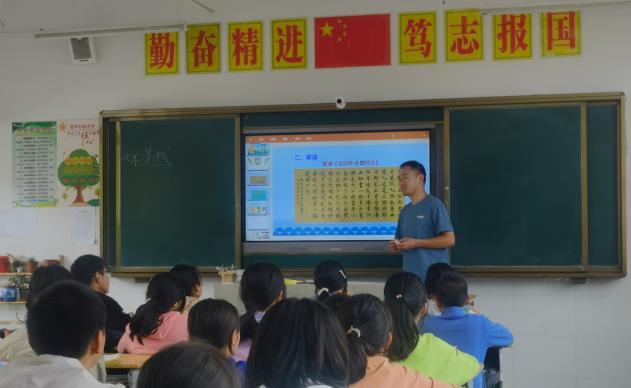 笑声的课堂（一堂让人无法忘怀的课）-第2张图片-学作网