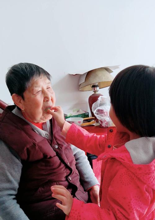 帮助老爷爷，快乐传递（一位孝顺的年轻人与一位难忘的老爷爷）-第3张图片-学作网