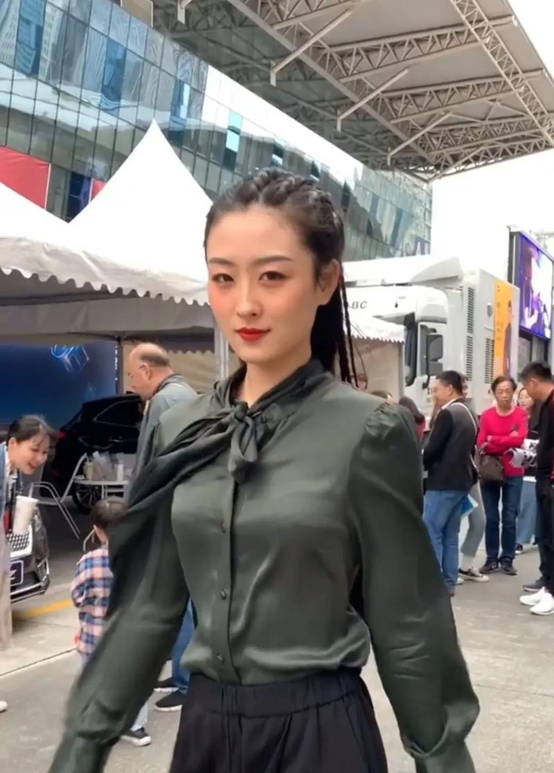美丽的邂逅（爱情不期而遇，美得让人心醉）-第1张图片-学作网