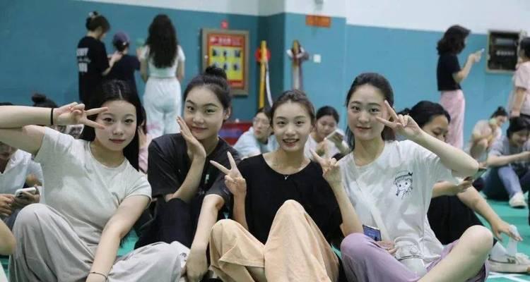 青春之路（用汗水浇灌，收获硕果）-第1张图片-学作网