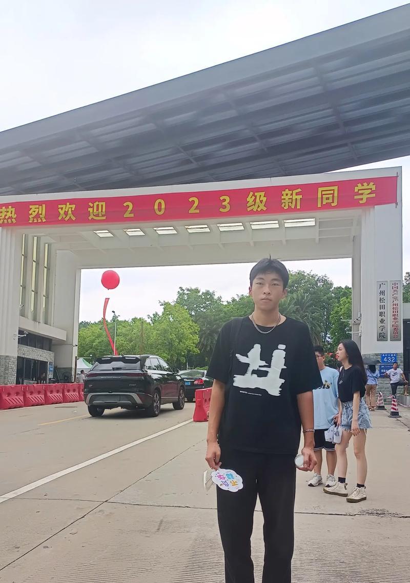 一个女孩的成长故事（一个女孩的成长故事）-第2张图片-学作网