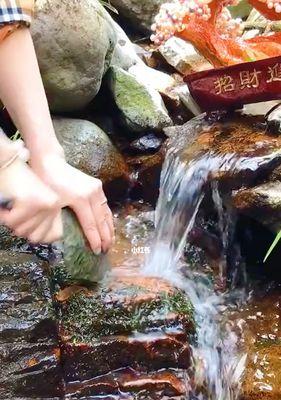 沉溺于黑暗中的少年（痛苦的折磨，寻找救赎的过程）-第1张图片-学作网