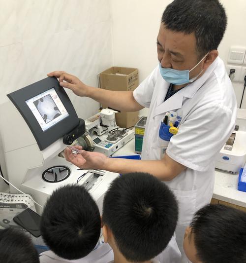 养成护眼习惯，健康度过每一天（以护眼为主的小故事）-第2张图片-学作网