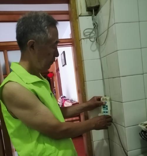 绿色生活的冒险（一家四口为了环保踏上了漫长的徒步旅行）-第3张图片-学作网