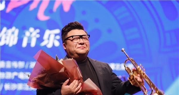 独奏（一个音乐家的坚持和梦想）-第3张图片-学作网
