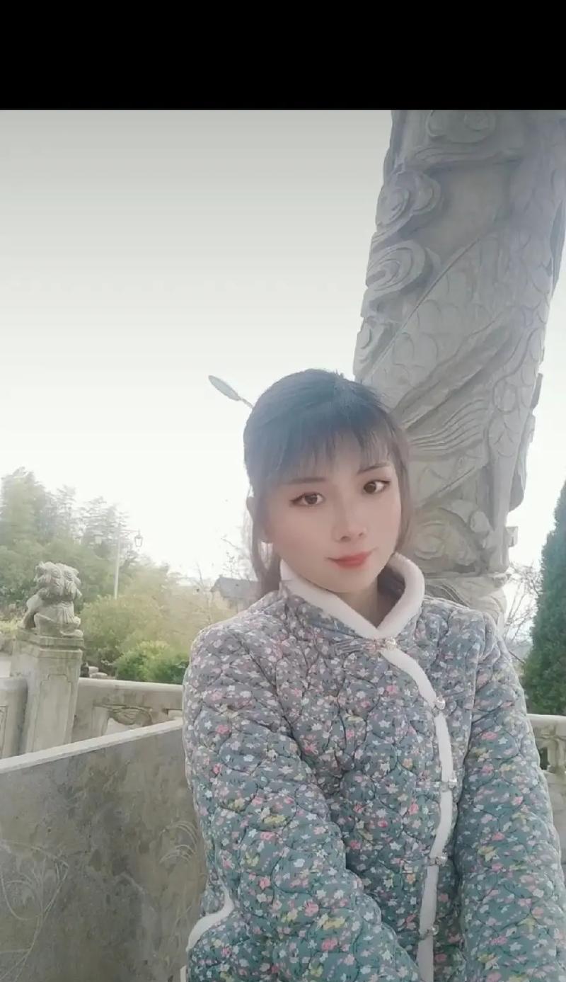沉浸在忧伤中的我（感性的故事）-第3张图片-学作网