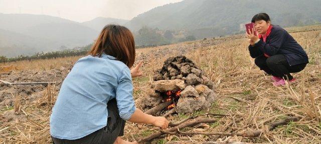 乡村趣事（听说你不会来，我便一直在这等你）-第2张图片-学作网