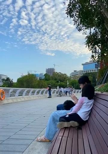 顶梁柱——家族的象征（小城里的古老房子）-第3张图片-学作网