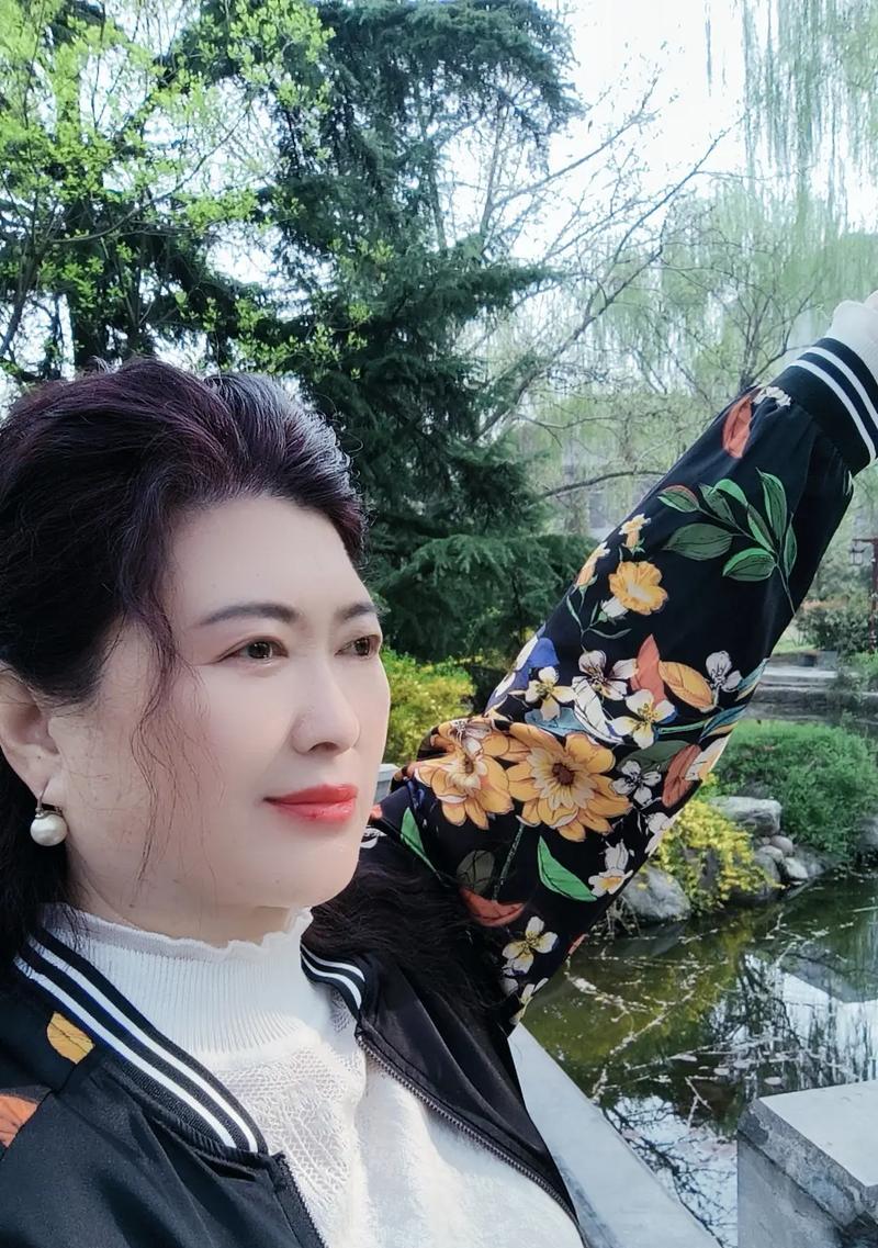 春天的温暖（一场关于花开的邂逅）-第2张图片-学作网