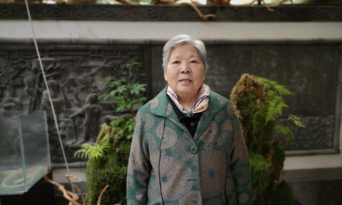 我妈妈的美丽岁月（一个时尚女人的故事）-第3张图片-学作网