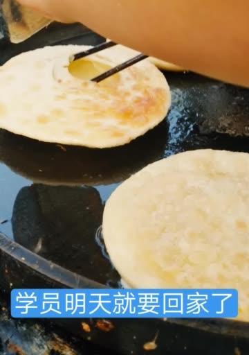 坚强的战士（无惧风雨，勇往直前）-第3张图片-学作网