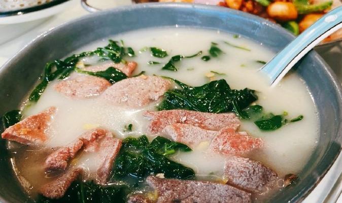 一味独特的滋味（香气缭绕、口感浓郁的故事）-第2张图片-学作网