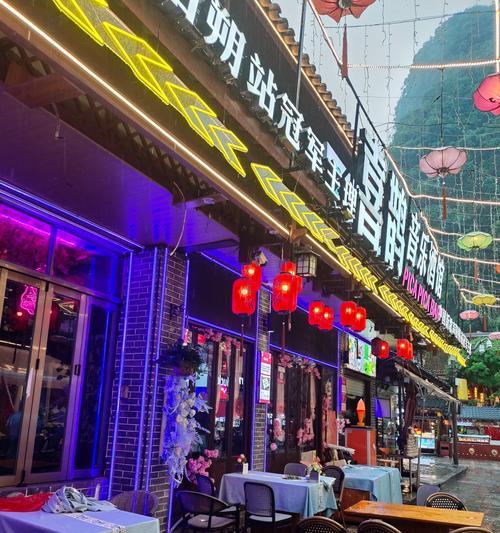 独特风景下的相遇（这座城市的惊喜）-第2张图片-学作网