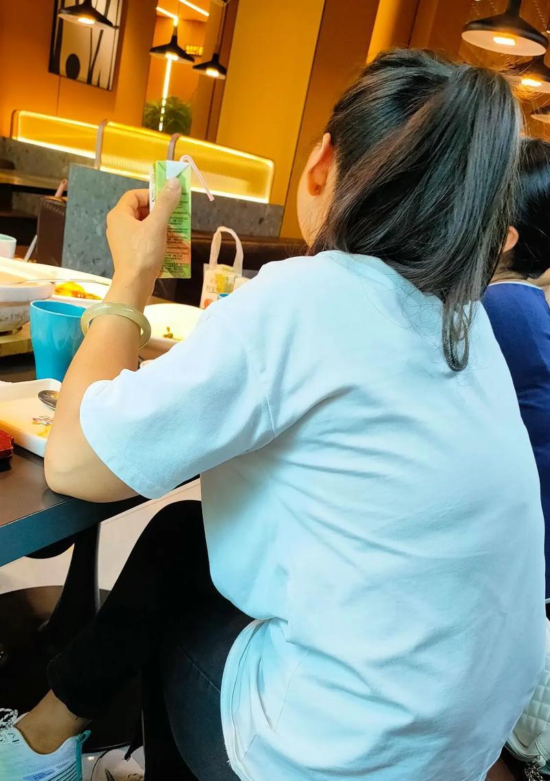 友情的力量（两位好友的故事）-第3张图片-学作网