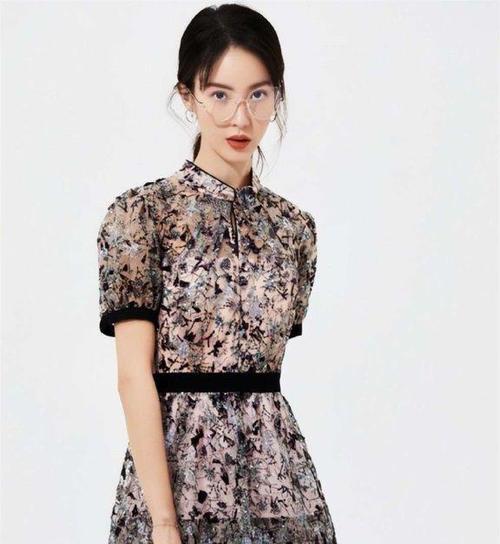 美丽亲情的奇迹：一对母女的无尽的爱-第3张图片-学作网