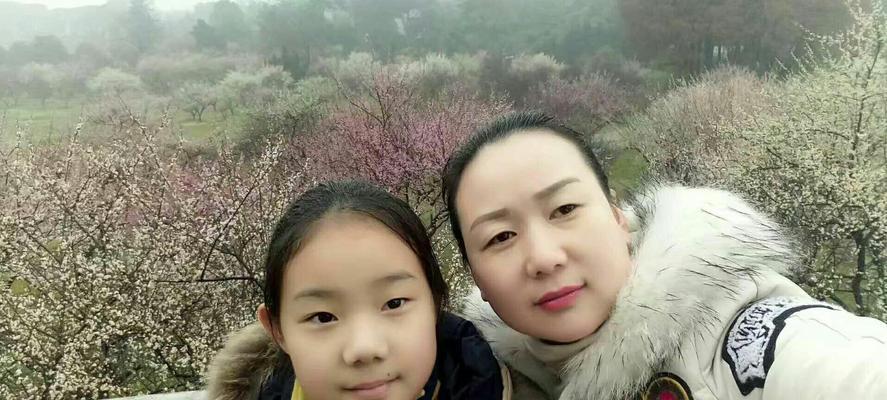 触摸身边的幸福（一颗感恩的心，把幸福抓在手中）-第1张图片-学作网