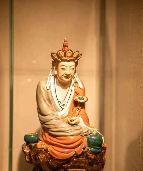 李华，一个看似平凡却充满故事的人（一个普通人的不平凡经历）-第3张图片-学作网