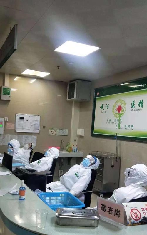 感恩抗击疫情，医护人员无私奉献（用自己的力量温暖世界）-第1张图片-学作网