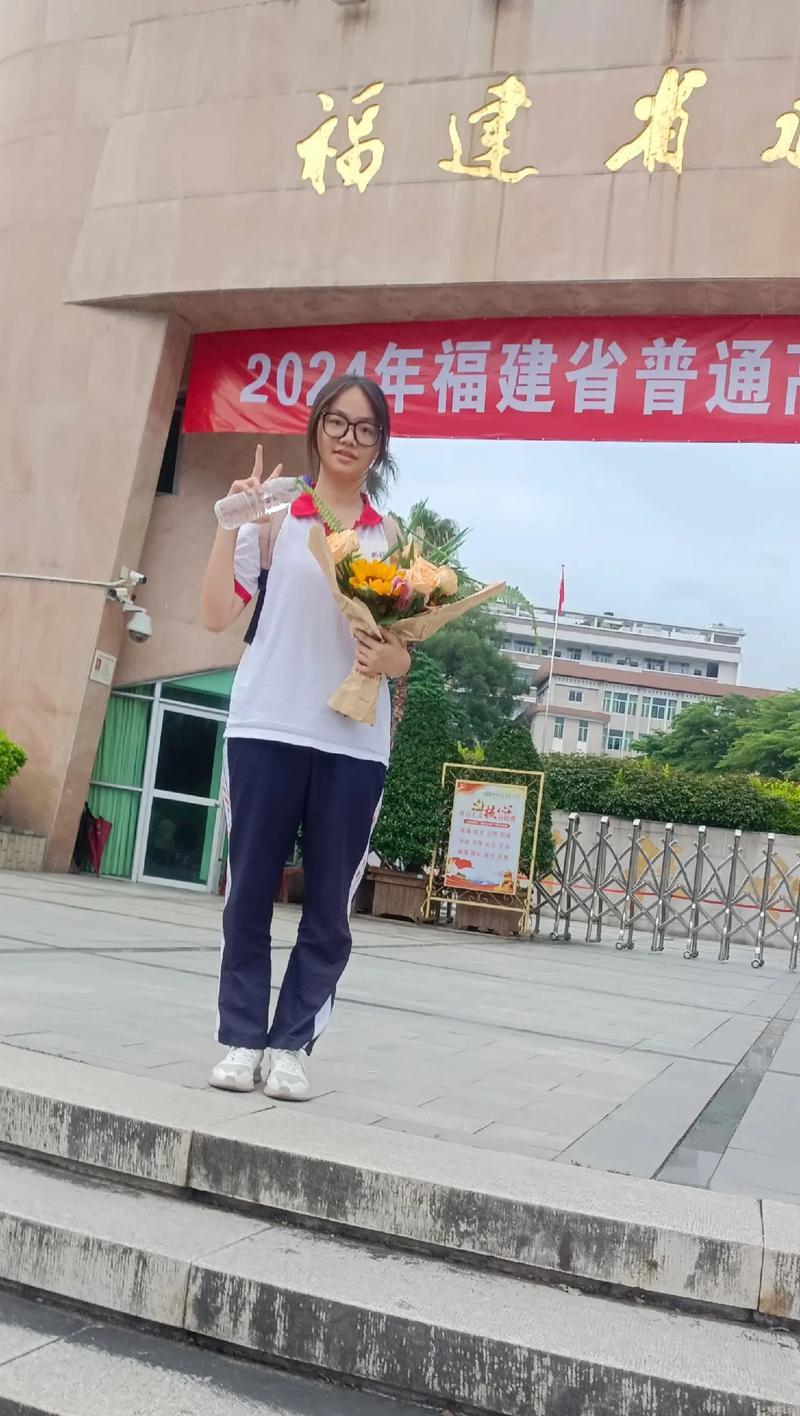 阳光下的美好生活（一个晴朗的周末）-第3张图片-学作网